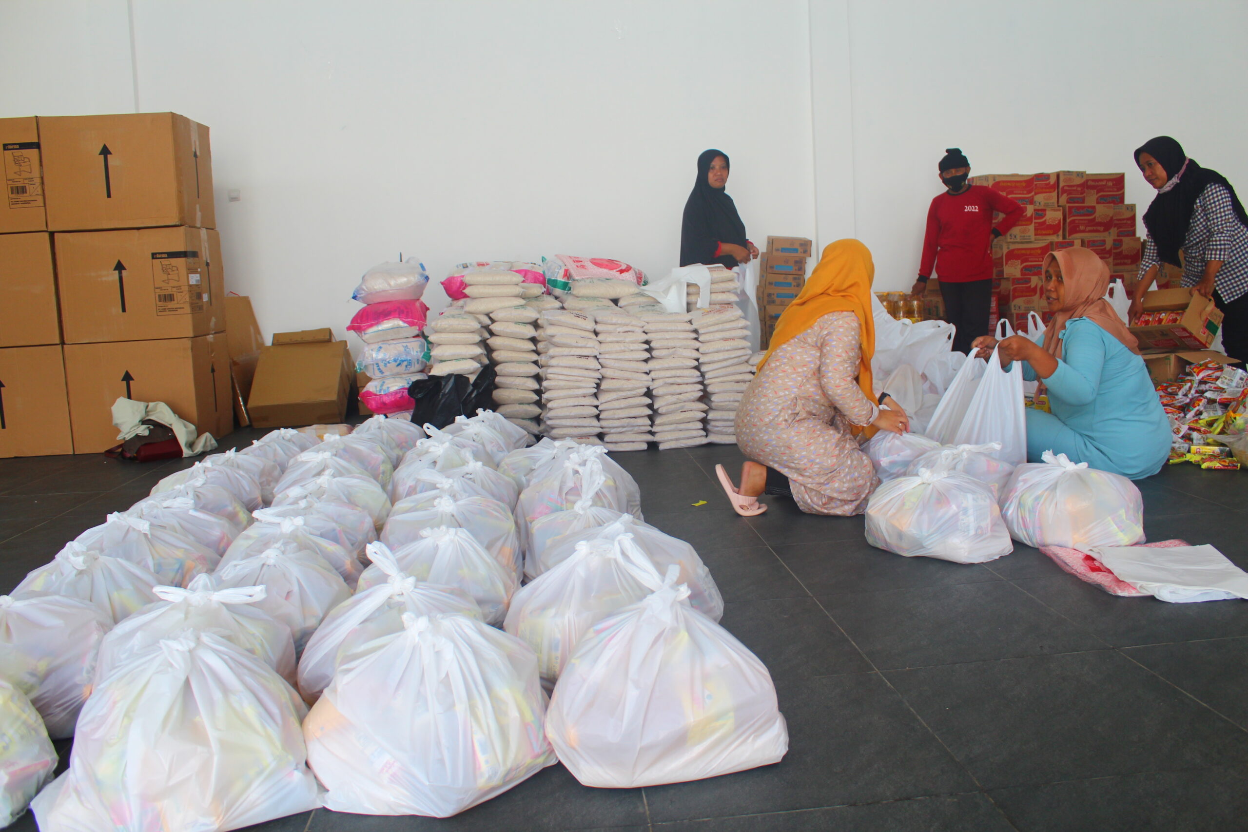 Yayasan Amal Bunda Siap Bagikan Ratusan Paket Sembako Untuk Masyarakat